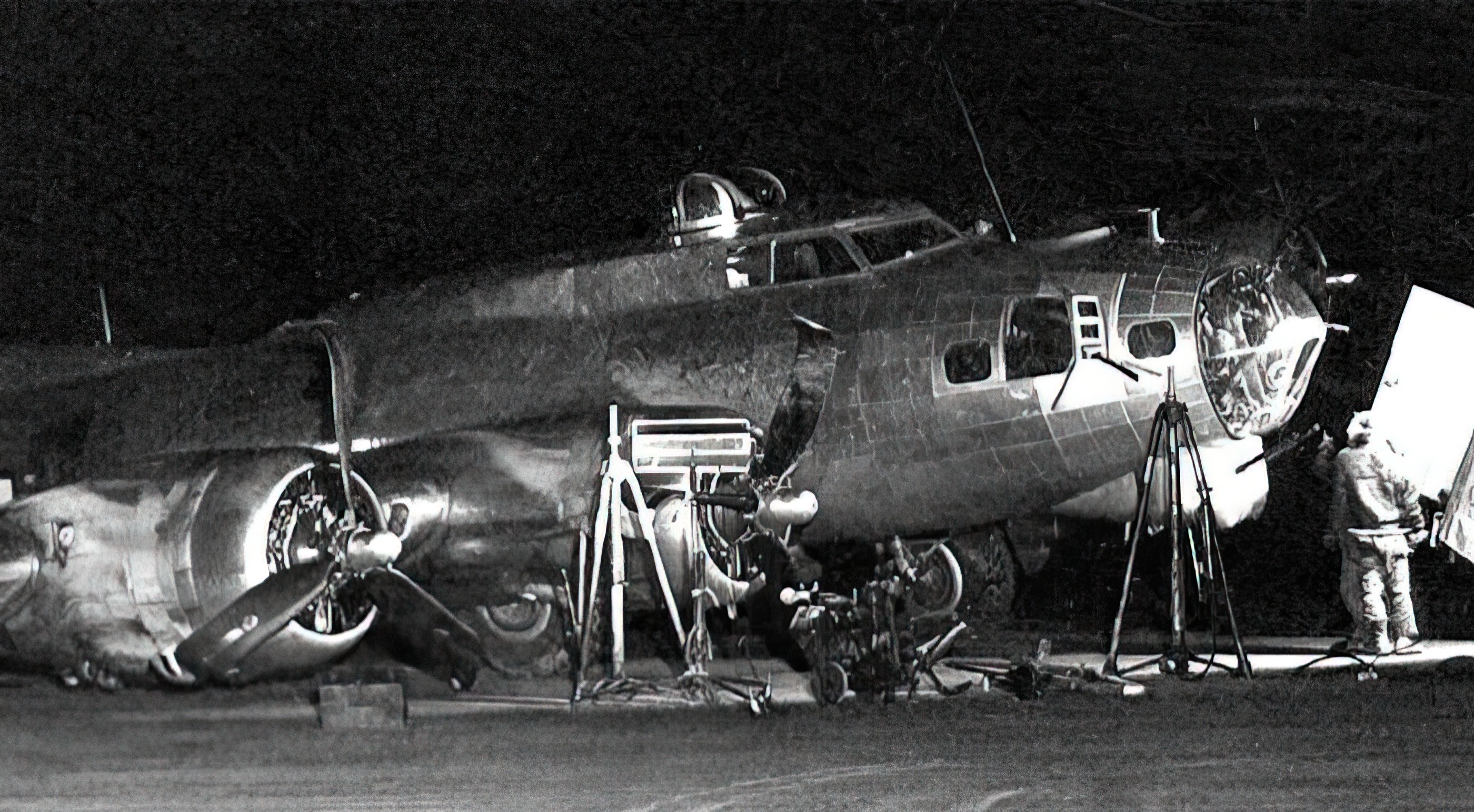 B-17-cr-17a